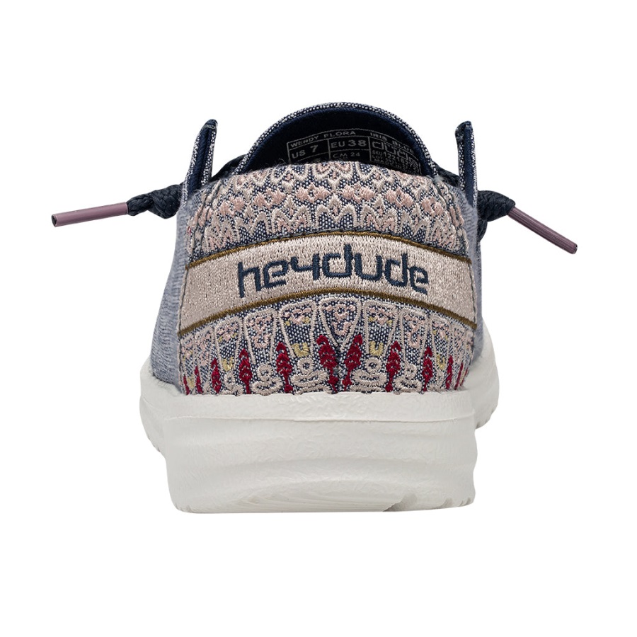 Getragener Wendy Flora Schuh