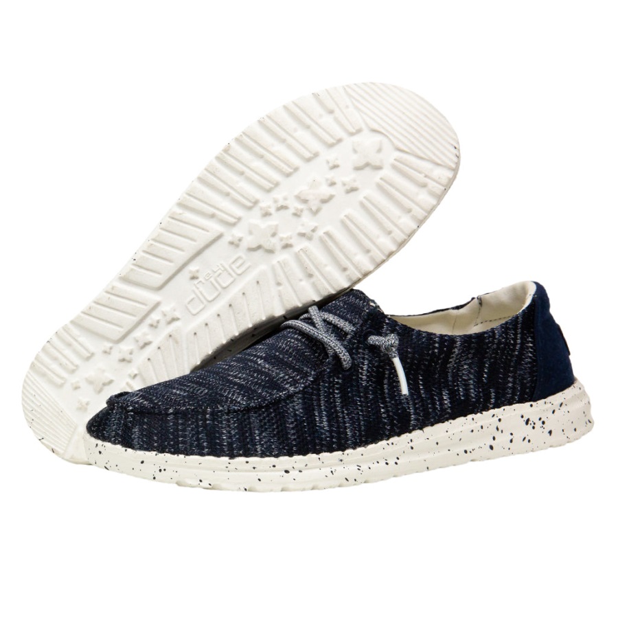 Seitenansicht der Hey Dude Wendy Sox Navy