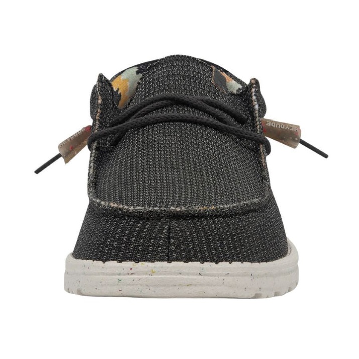 Wally Knit von hinten mit gepolstertem Kragen