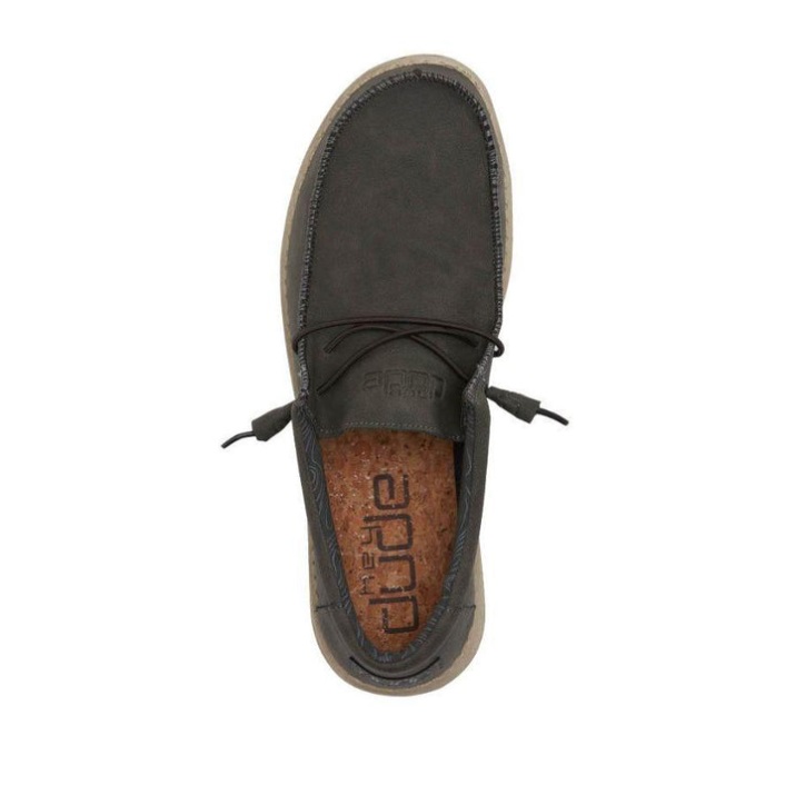 Wally Leather Coffee Lifestyle-Aufnahme