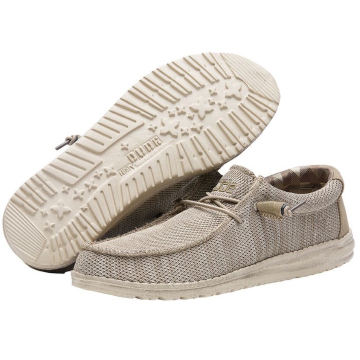 Hey Dude Wally Sox Beige mit verschiedenen Outfits