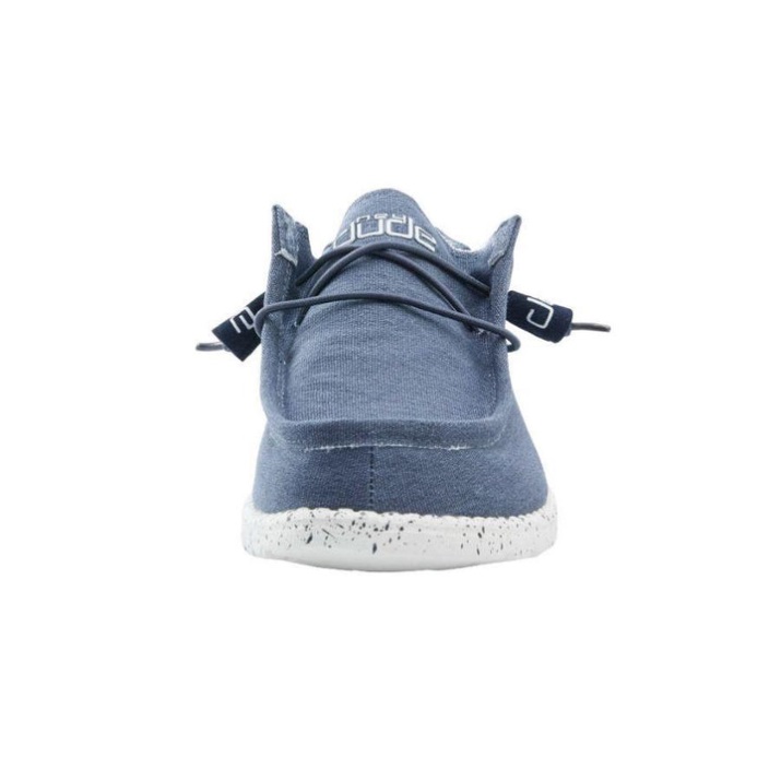 Wally Stretch Blue mit verschiedenen Outfits
