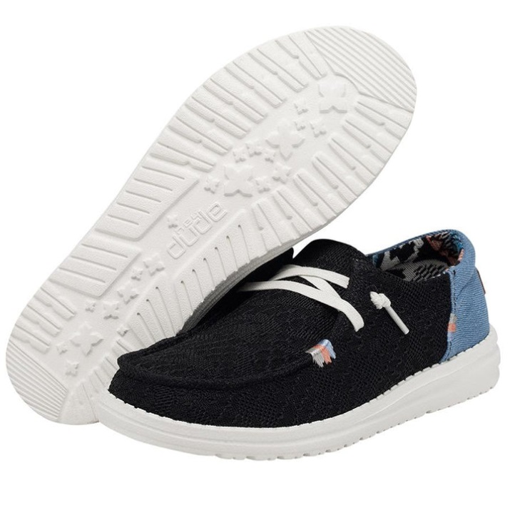 Wendy Boho Black Hey Dude Schuhe im Seitenprofil