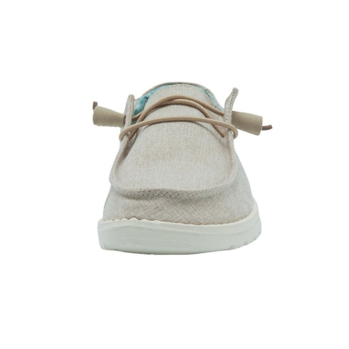 Wendy Chambray Beige getragen am Fuß